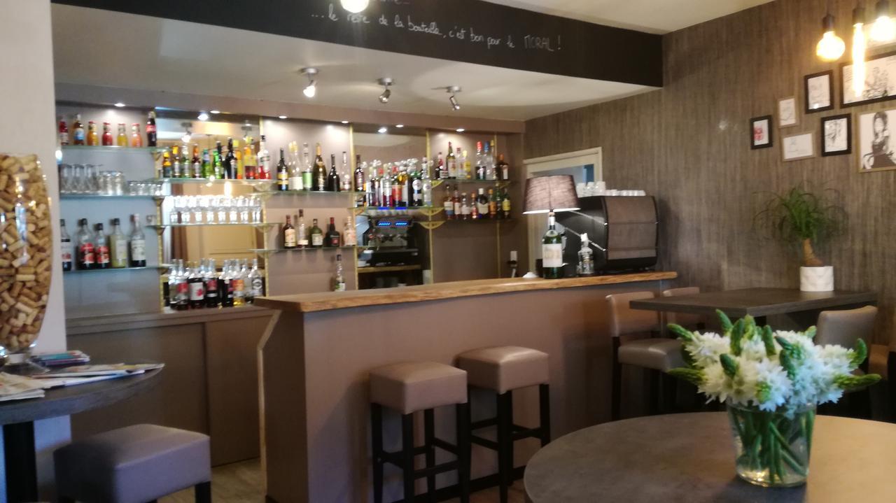 Hotel-Restaurant Le Sorgia Bellegarde-sur-Valserine Eksteriør billede
